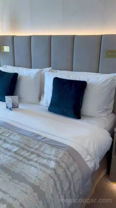 Double Room with Veranda (#8005) bed picture #4