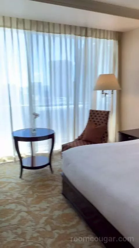 Superior King Room (#1603) picture #6