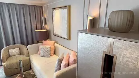 Aquamarine Veranda Suite (#9047) bed picture #3