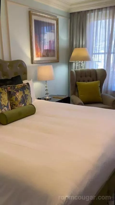 Luxury King Room with Mountain View - Heritage Wing (#507) picture #11