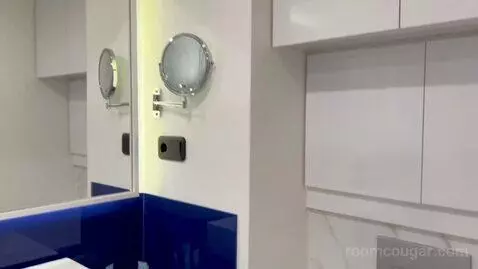 Studio Apartment with Sea View bathroom picture #2