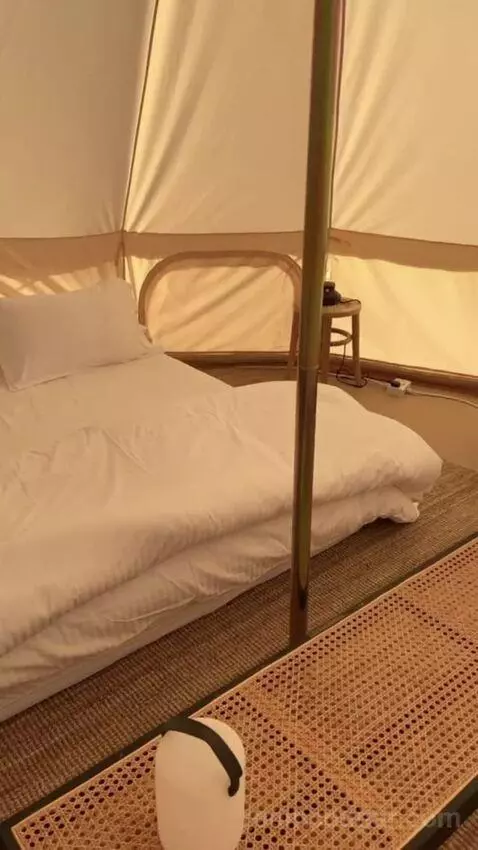 Standard Tent bed picture #12