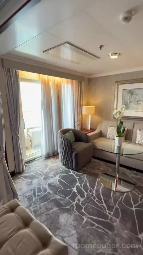 Sapphire Veranda Suite (Classic) (#1021) picture #4