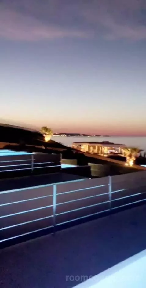 Luxury Guestroom with Private Pool - Sea Front view picture #5