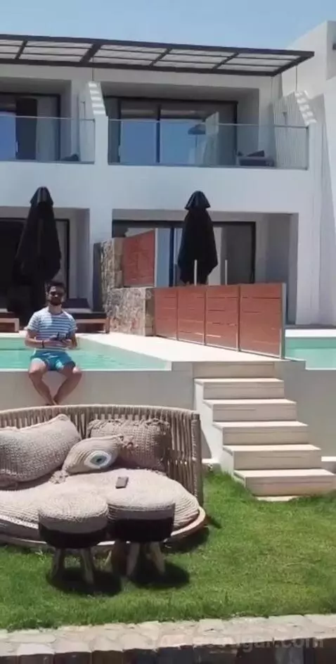 Luxury Guestroom with Private Pool - Sea Front view picture #6