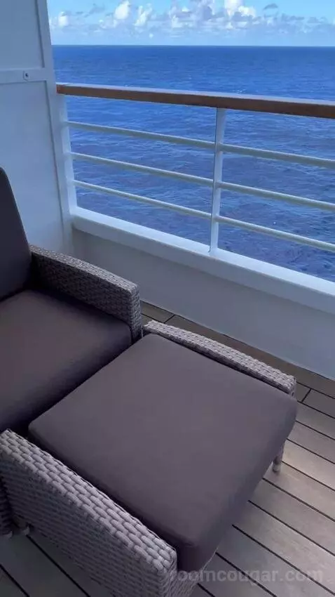 Sapphire Veranda Suite (Classic) (#1004) view picture #9