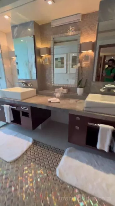 Penthouse Suite (#1022) bathroom picture #3