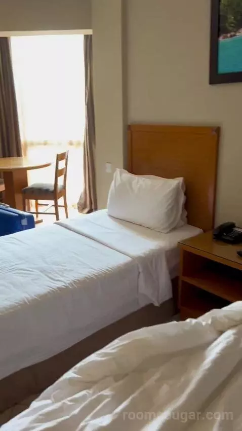 Standard Twin Room (#119) bed picture #5