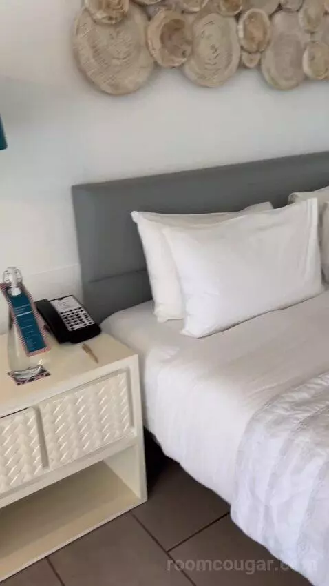 Junior Suite with Sea View (#63) bed picture #5