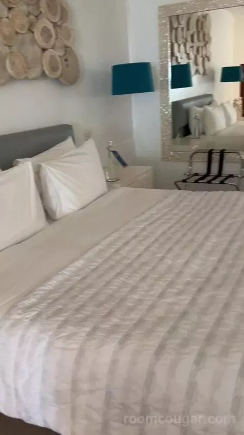 Junior Suite with Sea View (#63) bed picture #10