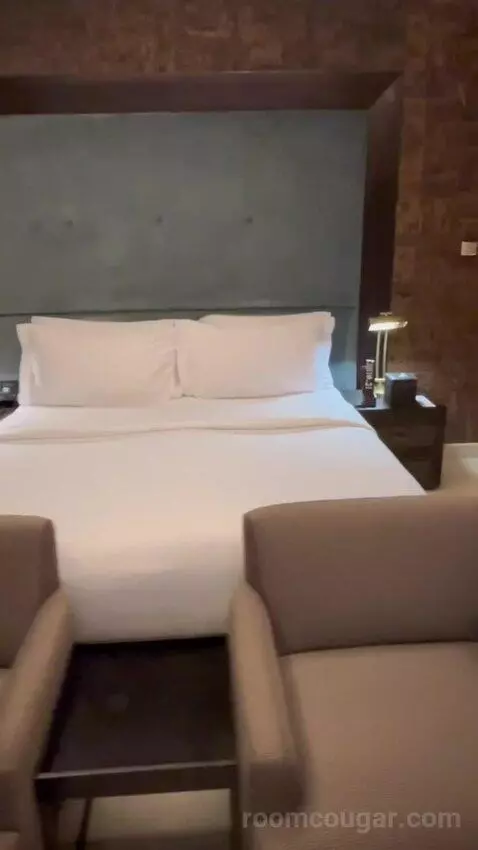 Standard (#101) bed picture #5
