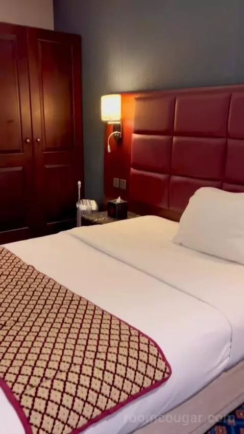 Standard Single Room (#325) bed picture #11