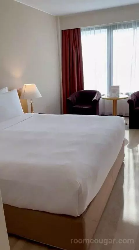 Standard Room Sea View (#346) bed picture #10