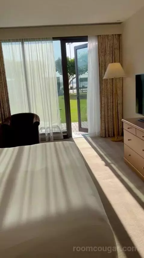 Family Room w/ Patio (#040) bed picture #5