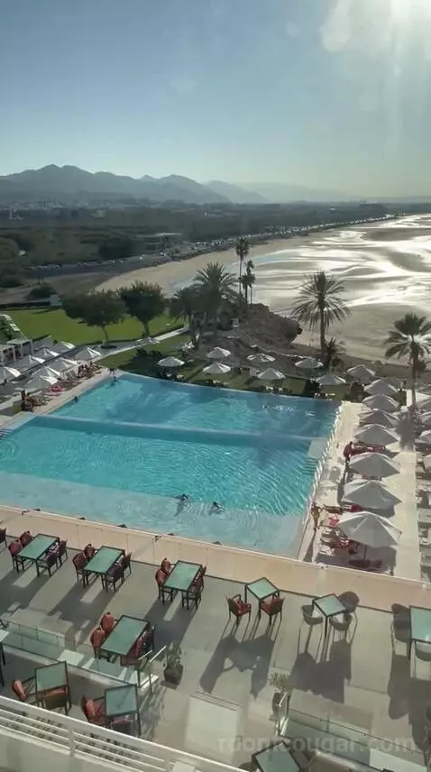 Queen Room (#411) view picture #5