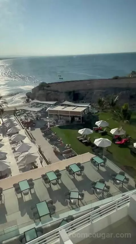 Queen Room (#411) view picture #9