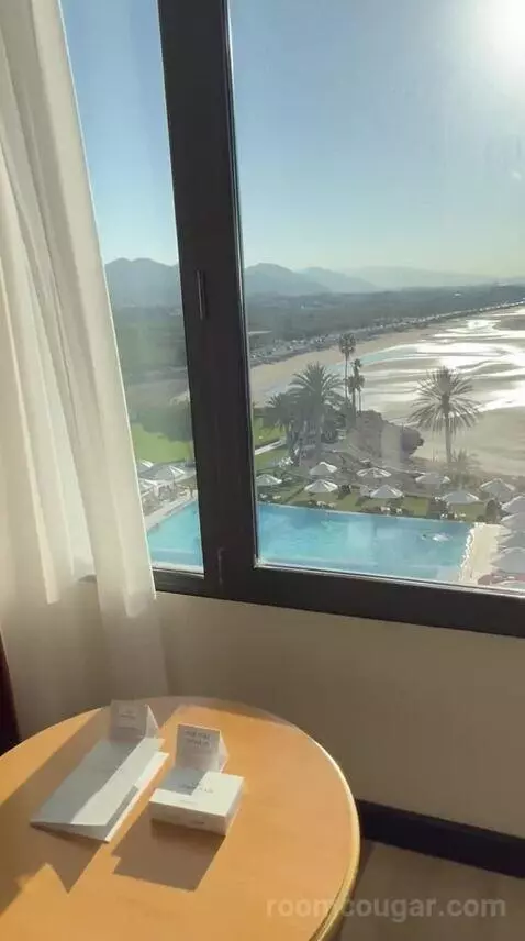 Queen Room (#411) view picture #1