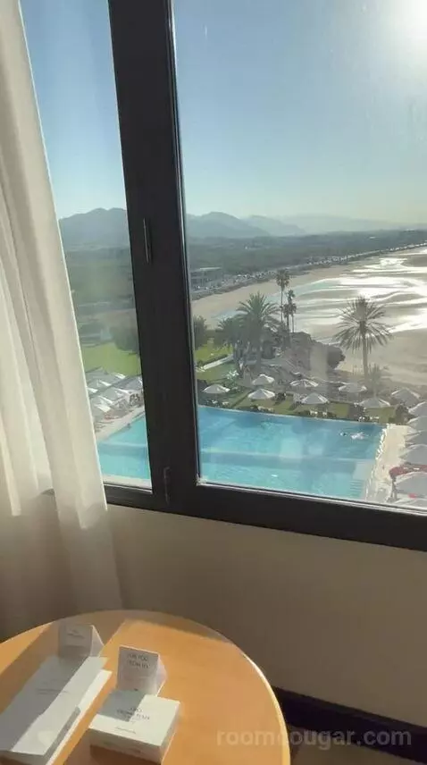 Queen Room (#411) view picture #2