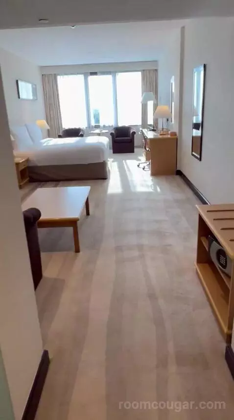 Family Room (#140) bed picture #1