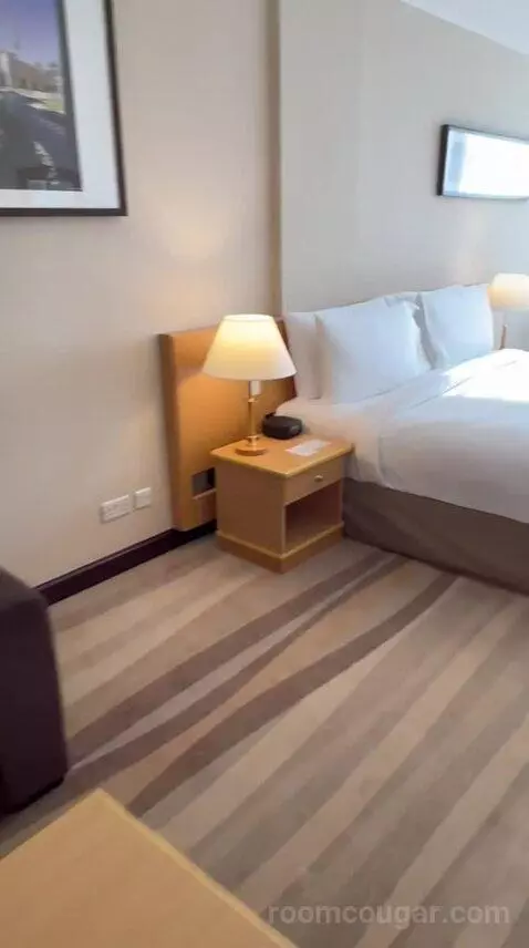 Family Room (#140) bed picture #4