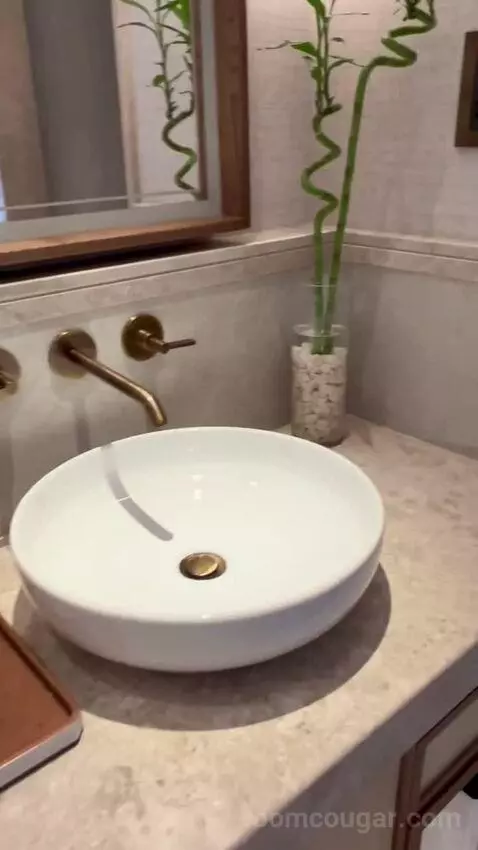 Sea View Suite (#219) bathroom picture #5