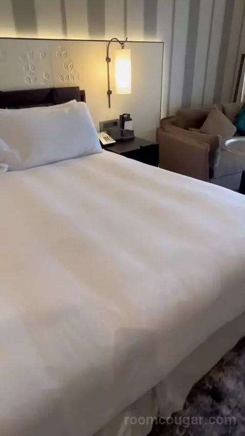 Premium Room City View (#446) bed picture #9
