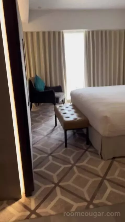 Junior Suite (#418) view picture #3