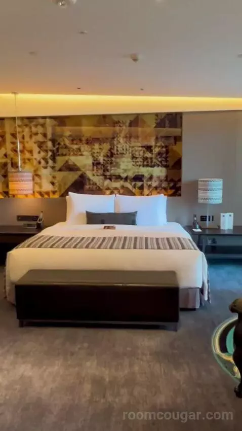 Marvelous Suite (#301) bed picture #4