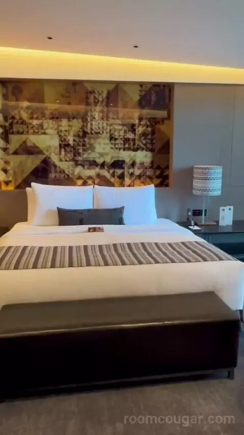 Marvelous Suite (#301) bed picture #7