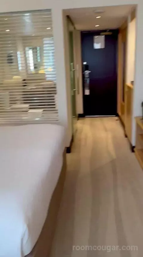 Standard Room (#132) bed picture #9