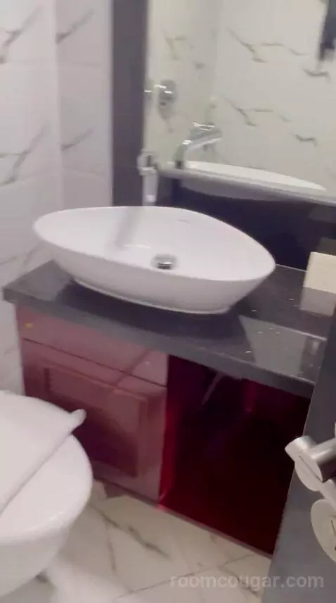 Headington Suite (#2302) bathroom picture #5