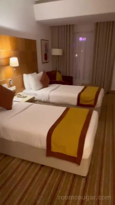 Standard Twin Room (#120) bed picture #9