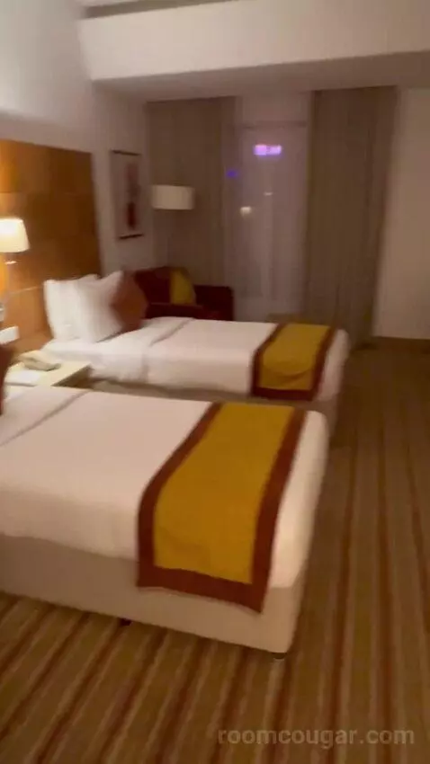 Standard Twin Room (#120) bed picture #10