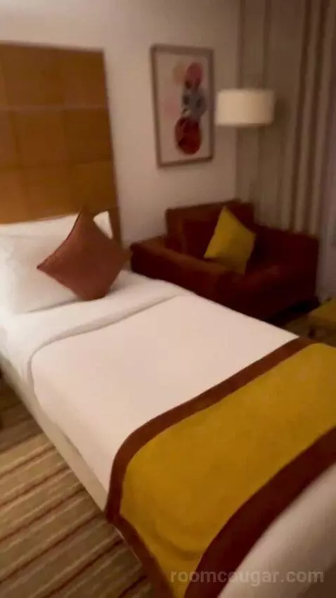 Standard Twin Room (#120) bed picture #4