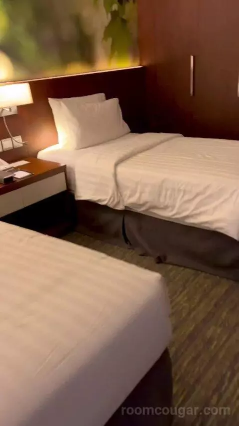 Deluxe Twin Room (#625) bed picture #10