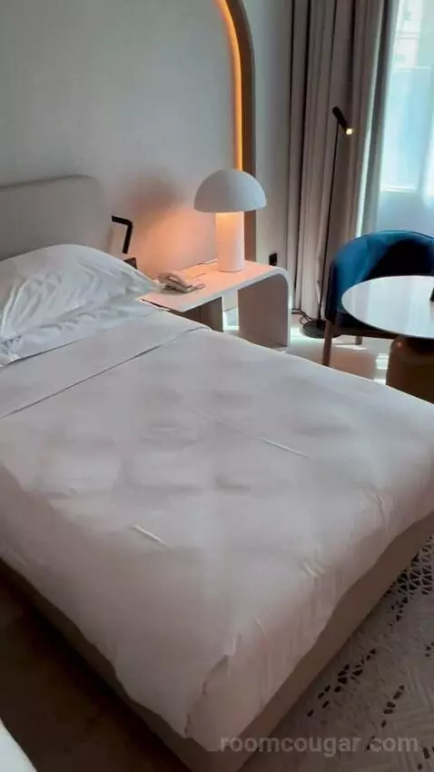 Deluxe Room Jbr View, 2 Twin Beds (#334) bed picture #1