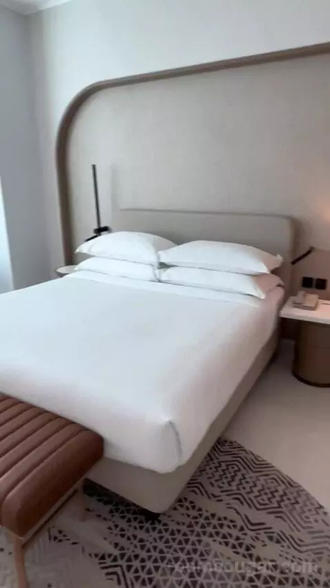 Family Suite, Club Lounge Access, 2 Bedroom Suite (#155) bed picture #12