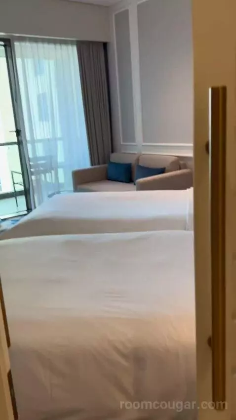 Superior Room with Two Single Beds - Partial Sea View/Pool Access (#1614) bed picture #1
