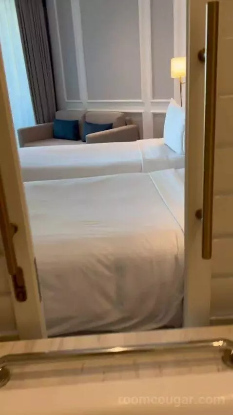 Superior Room with Two Single Beds - Partial Sea View/Pool Access (#1614) bed picture #4