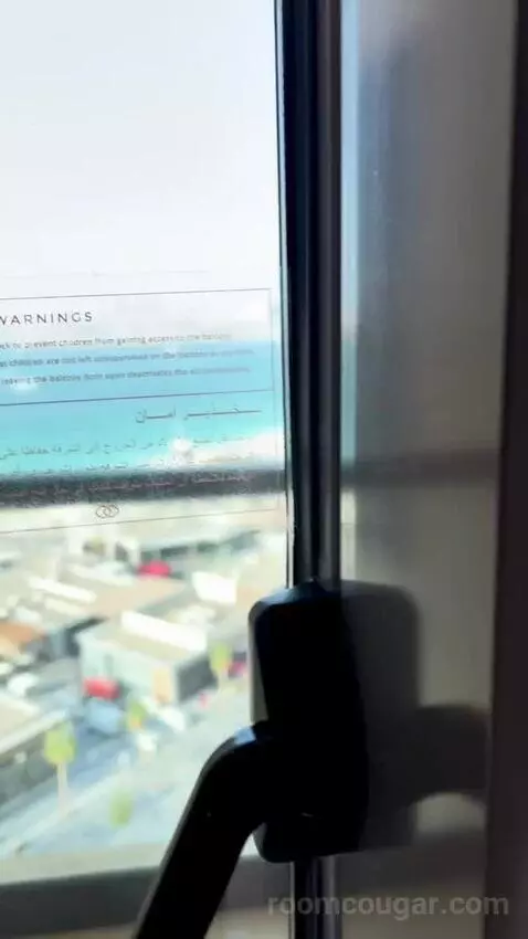 Prestige King Suite with Partial Sea View - Club Access (#1613) view picture #2