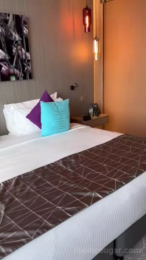 Premium Double Room (#911) bed picture #5
