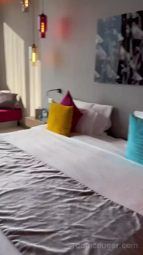 Premium Double Room (#911) bed picture #10