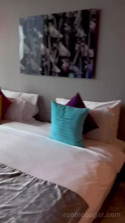 Premium Double Room (#911) bed picture #11