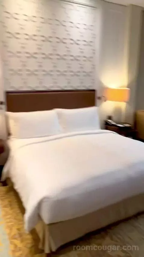 Deluxe Room, Balcony with Garden View (#307) bed picture #8