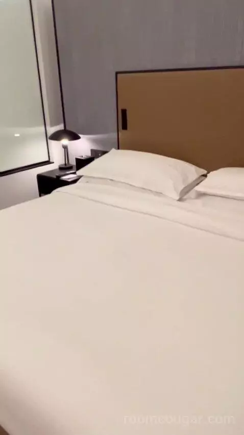 Superior King Room (City View) (#933) bed picture #6
