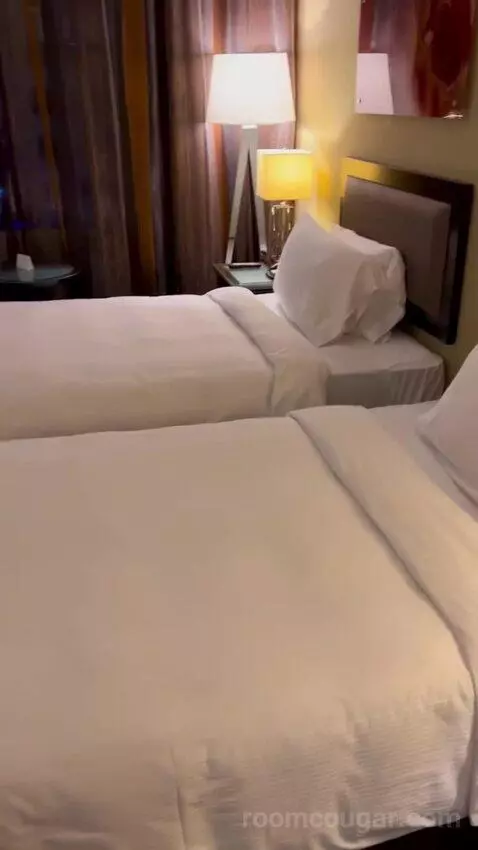 Superior Twin Room (#817) bed picture #4