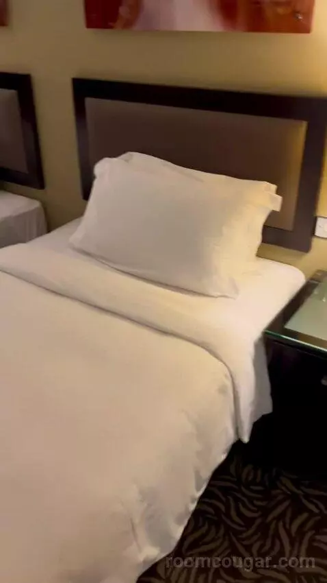 Superior Twin Room (#817) bed picture #8