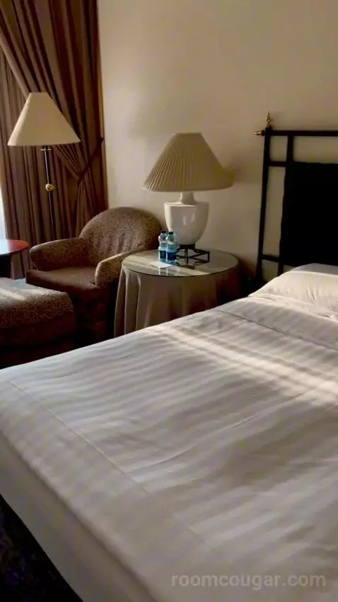 King Room (#349) bed picture #12