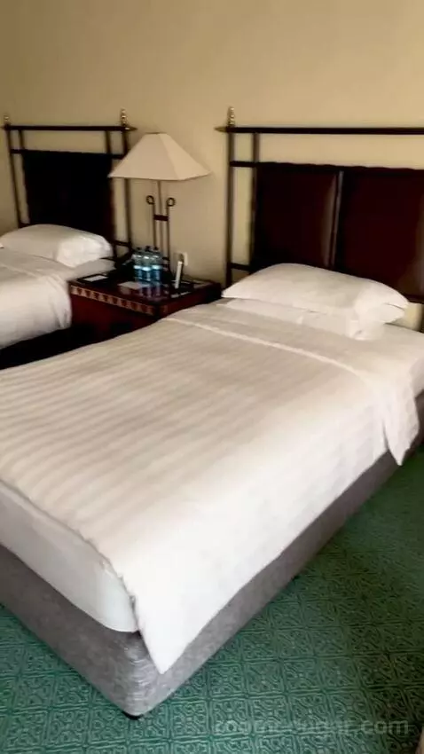 Twin Room (#406) bed picture #1