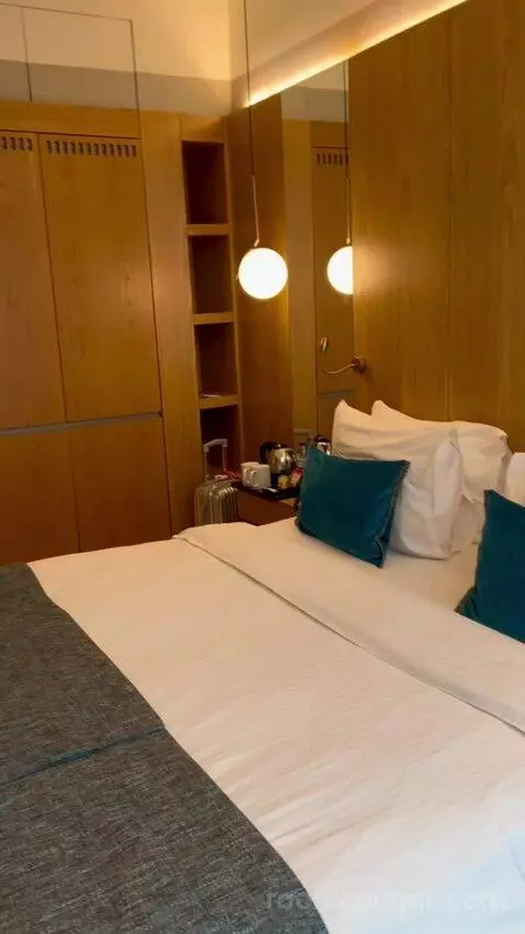 Standard Double or Twin Room (#208) bed picture #4